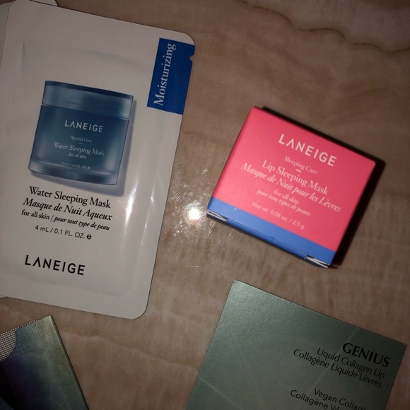 💋✨Laneige & Lip Care Bundle✨💋 - Picture 2 of 3